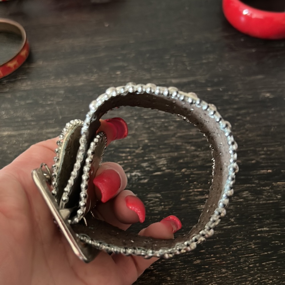 Rhinestone cuff - Picture 2 of 5